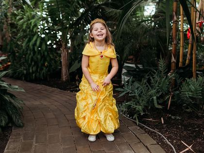 Yellow Layered Princess Dress with Off-Shoulder Sleeves — view 2